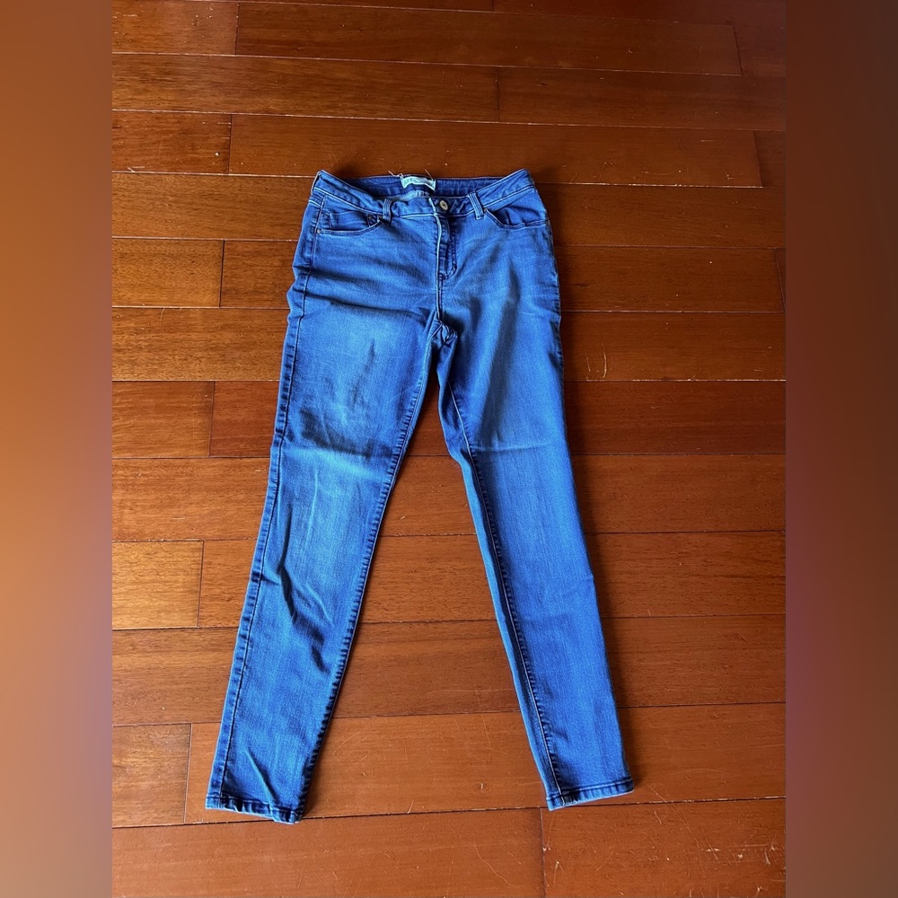 women’s skinny jeans